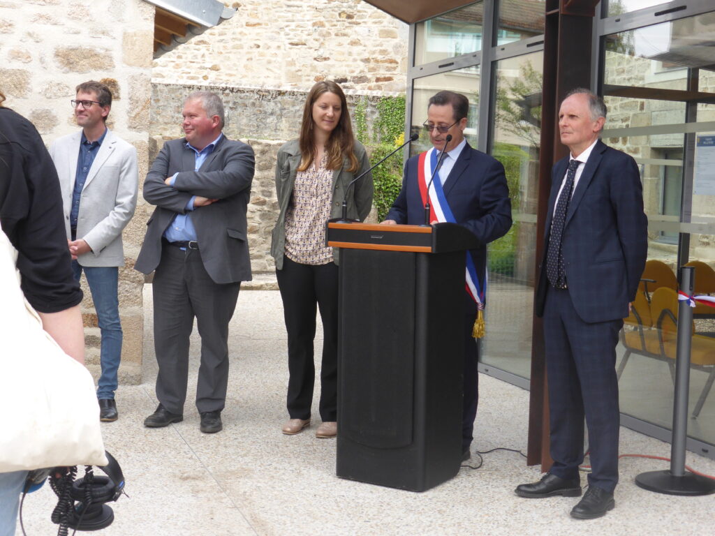 inauguration pôle des énergies discours du maire Régis Rigaud